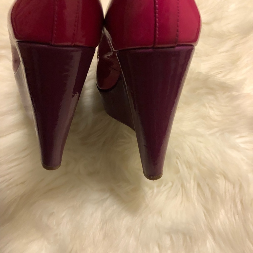 Vince Camuto Open Toe Platform Wedge Heels - Picture 5 of 8
